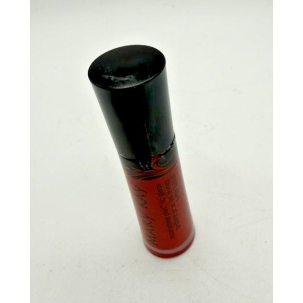 Mary Kay NouriShine Plus Lip Gloss Rock 'N' Red Red Hydrating Shine USA Vitamins